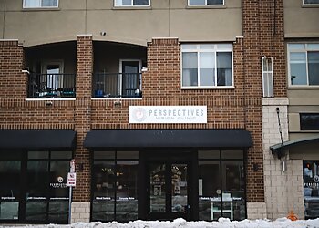Minneapolis Pediatric Optometrists Marcie Nichols - PERSPECTIVES VISION CLINIC