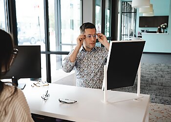 Minneapolis Pediatric Optometrists Marcie Nichols - PERSPECTIVES VISION CLINIC