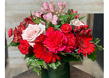 Waterbury Florists Margot's Flowers & Gifts
