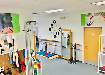 Marina Sasonov, PT - GLOBAL PHYSICAL THERAPY INC - Hartford, CT Physical Therapists - Treatment Room Image