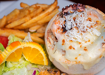 Mariscos El Charco - Elgin, IL Seafood Restaurants - Food Image