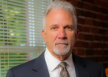 Mark A. Abramson - ABRAMSON, BROWN & DUGAN ATTORNEYS Manchester Medical Malpractice Lawyers image 1