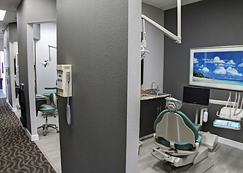 Chandler Cosmetic Dentists Mark Arooni, DDS - LAKEVIEW DENTAL CARE