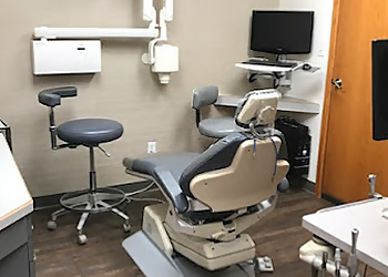 Pueblo Cosmetic Dentists Mark D. Hurd, D.D.S