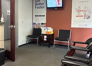 Mark Forman, DPM, MBA, FAPWCA - Scottsdale, AZ Podiatrists - Clinic Interior Image