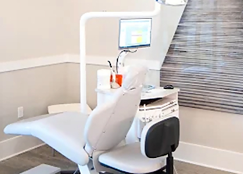 Mark N. Coreil, DDS - COREIL ORTHODONTICS - Lafayette, LA Orthodontists - Treatment Room Image