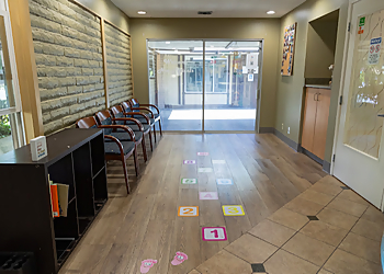 Mark W. Dalporto, DDS - SILICON VALLEY PEDIATRIC DENTISTRY & ORTHODONTICS - Sunnyvale, CA Kids Dentists - Reception Area Image