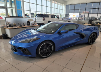 Columbus Car Dealerships Mark Wahlberg Chevrolet of Columbus