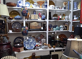 St Petersburg Gift Shops Market at Left Bank