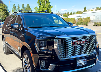 Marquee Chauffeur - Portland Limo & Black Car Service - Beaverton, OR Limo Service - Van Image