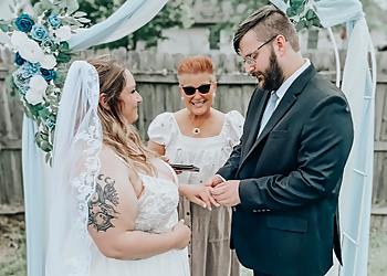 Indianapolis Wedding Officiants Marry Me in Indy