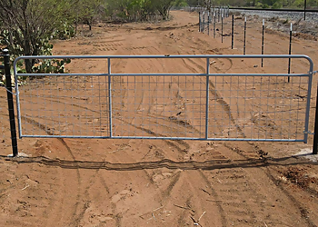 Laredo Fencing Contractors Martinez Ranch Fencing