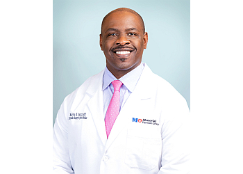 Marvin Smith, MD - MEMORIAL DIVISION OF ORTHOPEDIC SURGERY AND SPORTS MEDICINE Hollywood Orthopedics