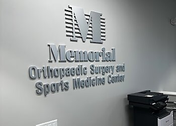 Hollywood Orthopedics Marvin Smith, MD - MEMORIAL DIVISION OF ORTHOPEDIC SURGERY AND SPORTS MEDICINE