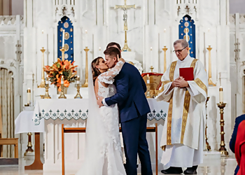 Mary Kate Krause Photography  Kansas City Wedding Photographers image 1