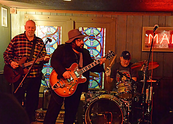 Rockford Night Clubs Mary’s Place