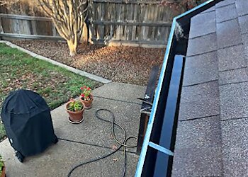 Elk Grove Gutter Cleaners Master's Window & Gutter Cleaning, Inc