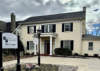 Charlotte Business Lawyers Mathew Flatow - SEIFERFLATOW, PLLC