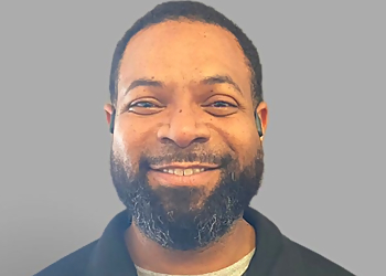 Mathu, PT, DPT, MBA - CORONA HILLS PHYSICAL THERAPY Mathu, PT, DPT, MBA - CORONA HILLS PHYSICAL THERAPY - Corona, CA Physical Therapists - Doctor Portrait Image