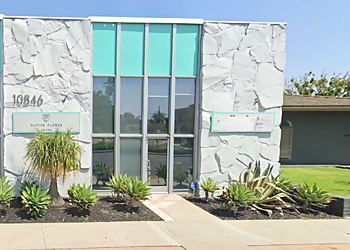 Downey Divorce Lawyers Matias Flores, Esq. - MATIAS FLORES LAW FIRM