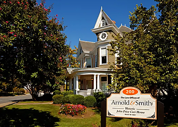 Charlotte Divorce Lawyers Matt Arnold, Esq. - ARNOLD & SMITH PLLC