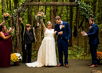 Erie Wedding Photographers Matt Mead Photography LLC