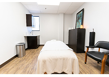 Matthew T Crooks, MD - Chandler, AZ Pain Management Doctors - Clinic Interior Image