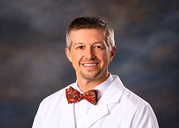 Matthew Wiisanen, MD - CENTENNIAL HEART AT PARKRIDGE Matthew Wiisanen, MD - Chattanooga, TN Cardiologists - Doctor Portrait Image