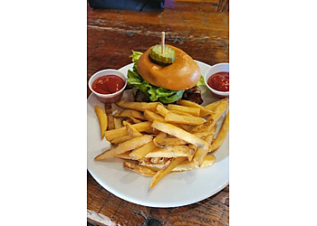 Atlanta Pubs Max Lager's Wood-Fired Grill & Brewery