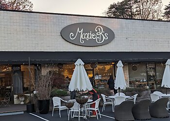 Greensboro Cakes Maxie B's