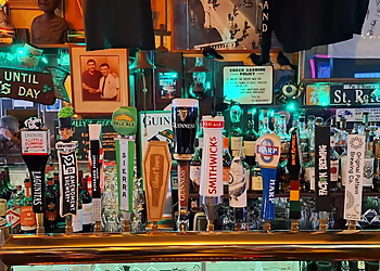 Oakland Pubs McNally's Irish Pub