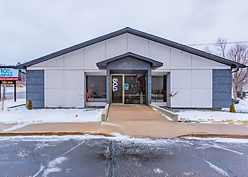 Sioux Falls Dentists Meg Freed, DDS - 10TH STREET DENTAL