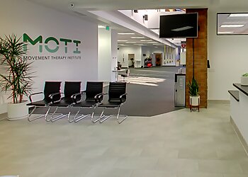 Los Angeles Physical Therapists Megan O’Linn, PT, DPT, OCS, CSCS - MOTI PHYSIOTHERAPY