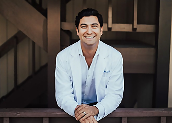 Mehdi Salek, DDS - SOLANO FAMILY DENTISTRY Vallejo Dentists image 1