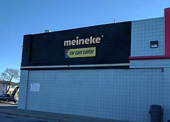 Meineke Car Care Center Milwaukee Milwaukee Car Repair Shops image 1