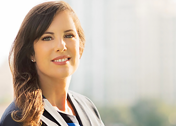 Melinda Morris - MORRIS LAW FIRM Melinda Morris - St Petersburg, FL Criminal Defense Lawyers - Lawyer Portrait Image