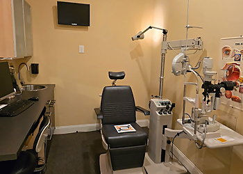 Melissa Li, OD - FORESIGHT OPTOMETRY - Concord, CA Pediatric Optometrists - Treatment Room Image