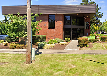 Salem Divorce Lawyers Melissa Young - JOHNSON AND TAYLOR, PERSONAL INJURY AND FAMILY LAW