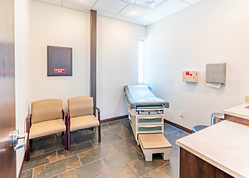 Mell Gutarra, MD - El Paso, TX Rheumatologists - Treatment Room Image