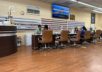 Melody Nails & Spa - Savannah, GA Nail Salons - Salon Interior Image