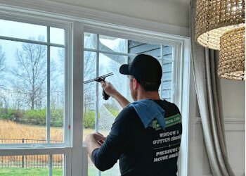 Lexington Window Cleaners Men In Kilts Lexington