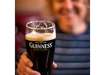 Minneapolis Pubs Merlins Rest Pub