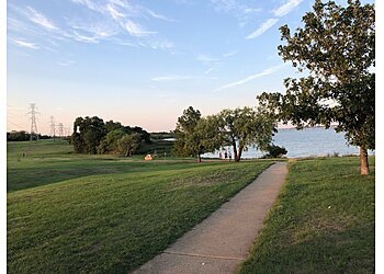 Grand Prairie Hiking Trails Mi Familia Park