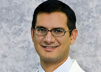 Mian Rizwan, MD - SCOTTSDALE RHEUMATOLOGY CENTER Mian Rizwan, MD - Scottsdale, AZ Rheumatologists - Doctor Portrait Image