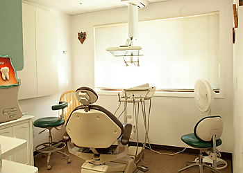 Pueblo Cosmetic Dentists Michael Allen, DMD - ADVANTAGE DENTAL GROUP