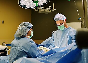 Des Moines Plastic Surgeon Michael Carlisle, MD - KOCH & CARLISLE PLASTIC SURGERY & SPA