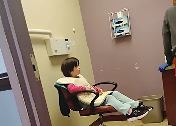 Michael Crites, DDS - AKRON SMILES DENTAL CENTER - Akron, OH Kids Dentists - Treatment Room Image