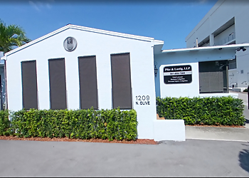 West Palm Beach Business Lawyers Michael J. Pike - PIKE & LUSTIG, LLP