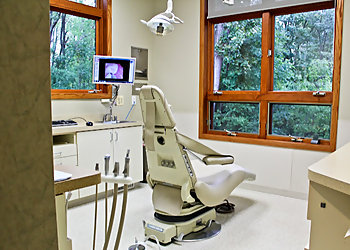 Grand Rapids Cosmetic Dentists Michael Nichols, DDS - NICHOLS FAMILY DENTISTRY