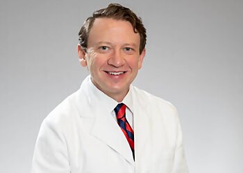 Michael P. Davis, MD - OCHSNER HEALTH CENTER - LAKE TERRACE New Orleans Primary Care Physicians image 1